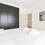 Guesthost - Santa Rita Roomy Apartamento Padua