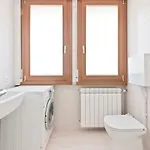 Guesthost - Santa Rita Roomy Padua
