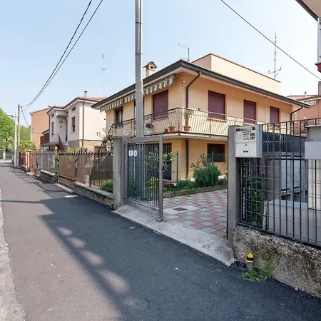 Guesthost - Santa Rita Roomy شقة بادوفا