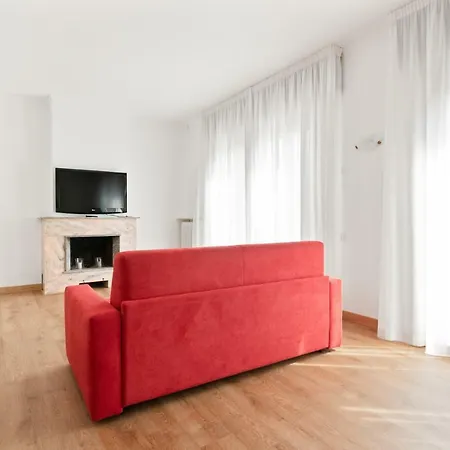 Guesthost - Santa Rita Roomy